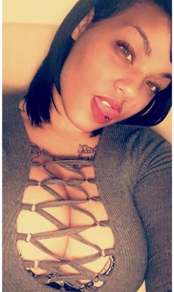, 22  female escort, San Antonio