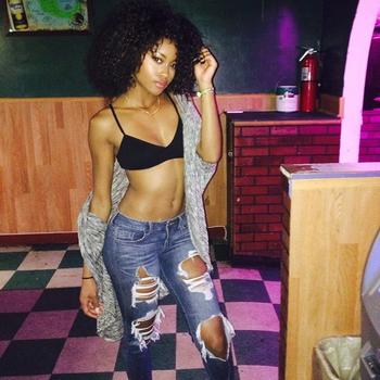 , 23  female escort, San Antonio