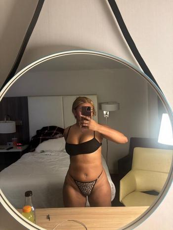 786-745-5769, 25  female escort, San Antonio