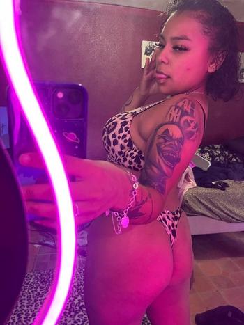 Nazzy , 22  female escort, San Antonio