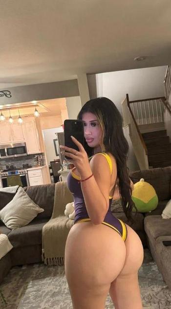 210-259-1636, 26  female escort, San Antonio