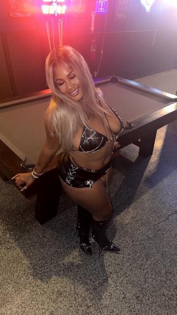 Blasiaaa, 24  female escort, San Antonio