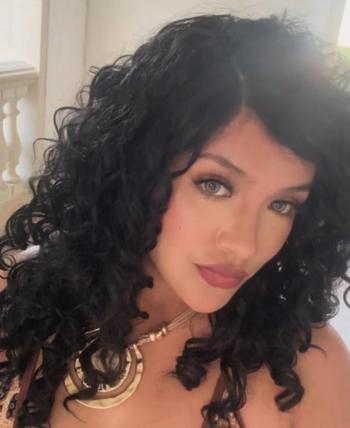 726-437-8698, 25  female escort, San Antonio