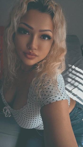 210-982-7956, 29  female escort, San Antonio