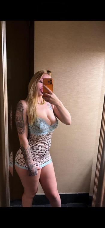 Hannah , 23  female escort, San Antonio