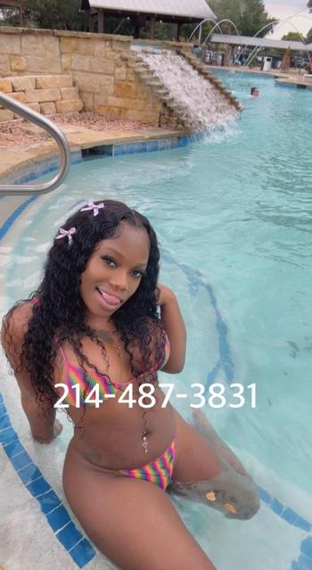 Alora, 25  female escort, San Antonio