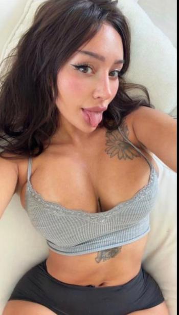 563-550-5220, 30  female escort, San Antonio