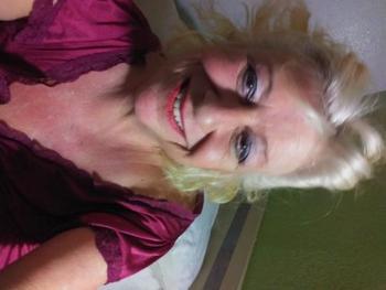 2109839632, female escort, San Antonio