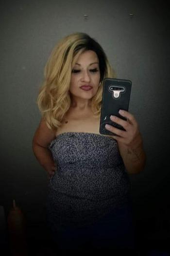 2106997471, female escort, San Antonio