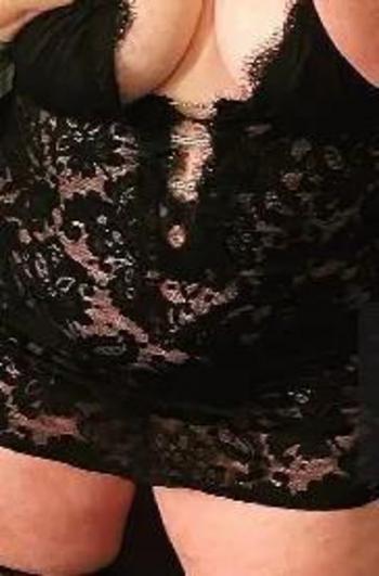 2105510095, female escort, San Antonio