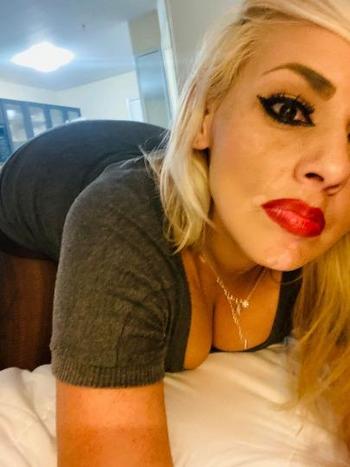 2107977975, female escort, San Antonio