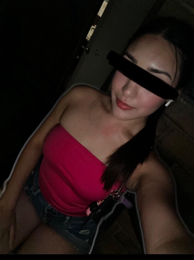 escort photo 0